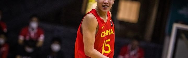 王俊杰&amp;杨瀚森回归后中国男篮如何？解说：能赢日本 锋线厚度不错